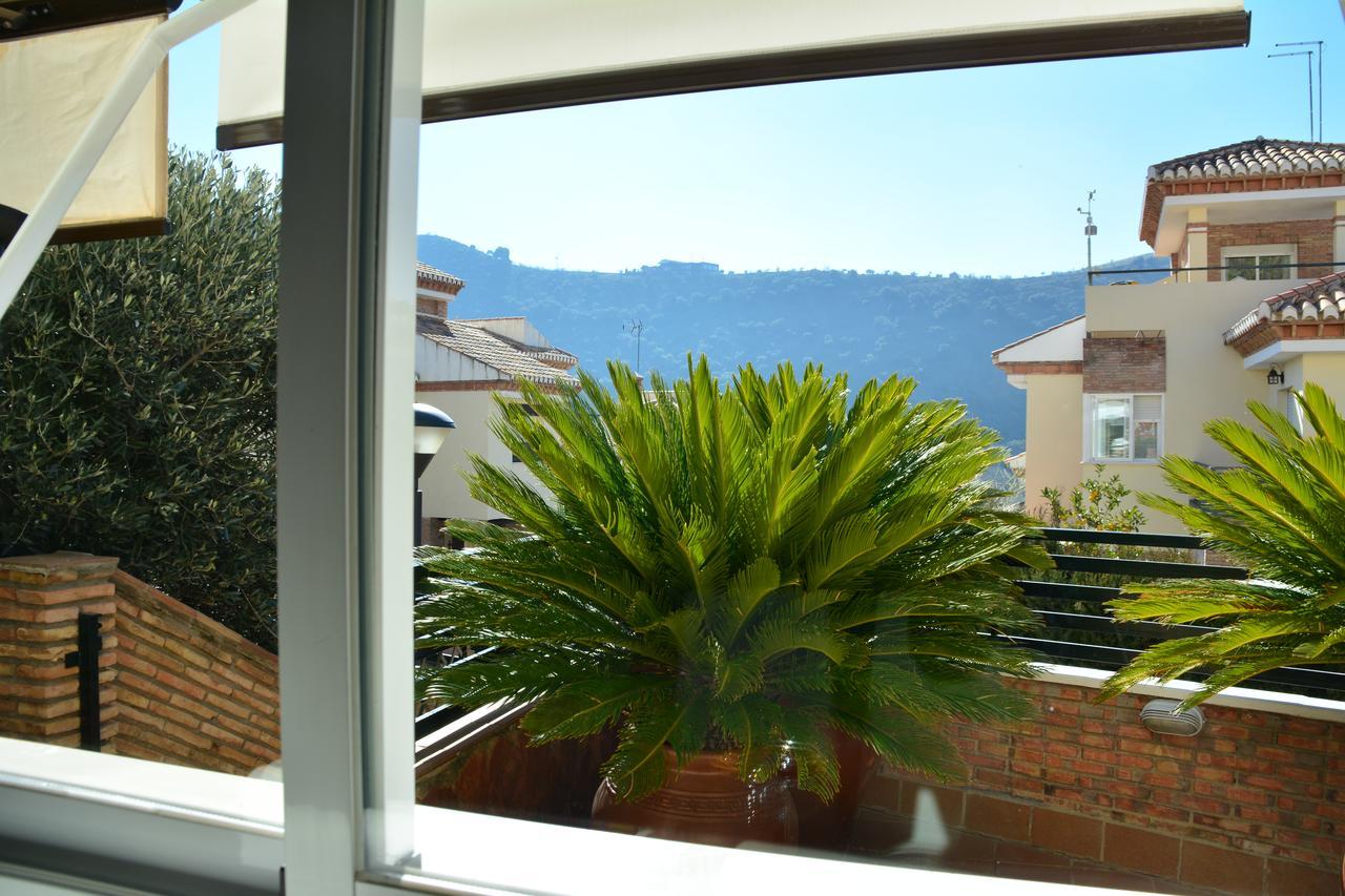 Apartamentos Turisticos Tronca Luxury Granada Exterior photo